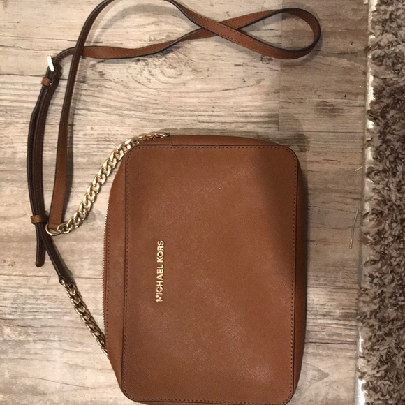 Michael Kors purse - Picture 1 of 2